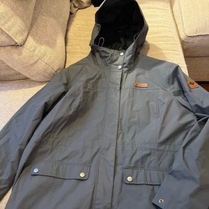 NWOT Slate Blue Women’s Columbia Pocket Rain Jacket - Size XL